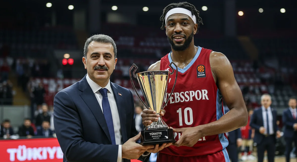 Potada Yarı Final Heyecanı: Bahçeşehir Koleji, Trabzonspor Engelini Rahat Geçti!