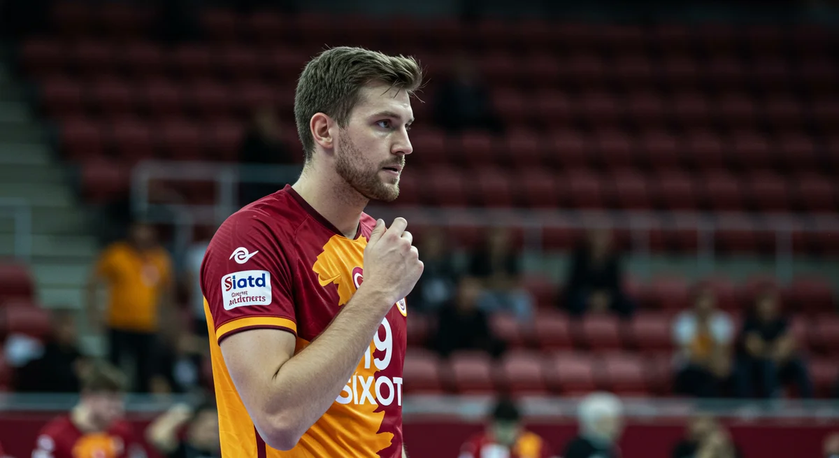 Galatasaray Voleybol'da Beklenmedik Ayrılıklar: İki Kilit İsimle Yollar Ayrıldı!
