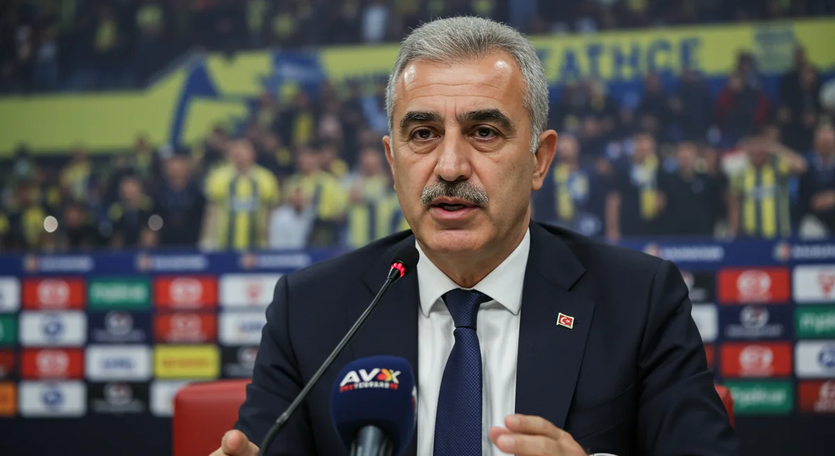 Aziz Yıldırım'dan Fenerbahçe'ye Şampiyonluk Çağrısı: "Tek Kurtuluş Kupayı Kaldırmak!"