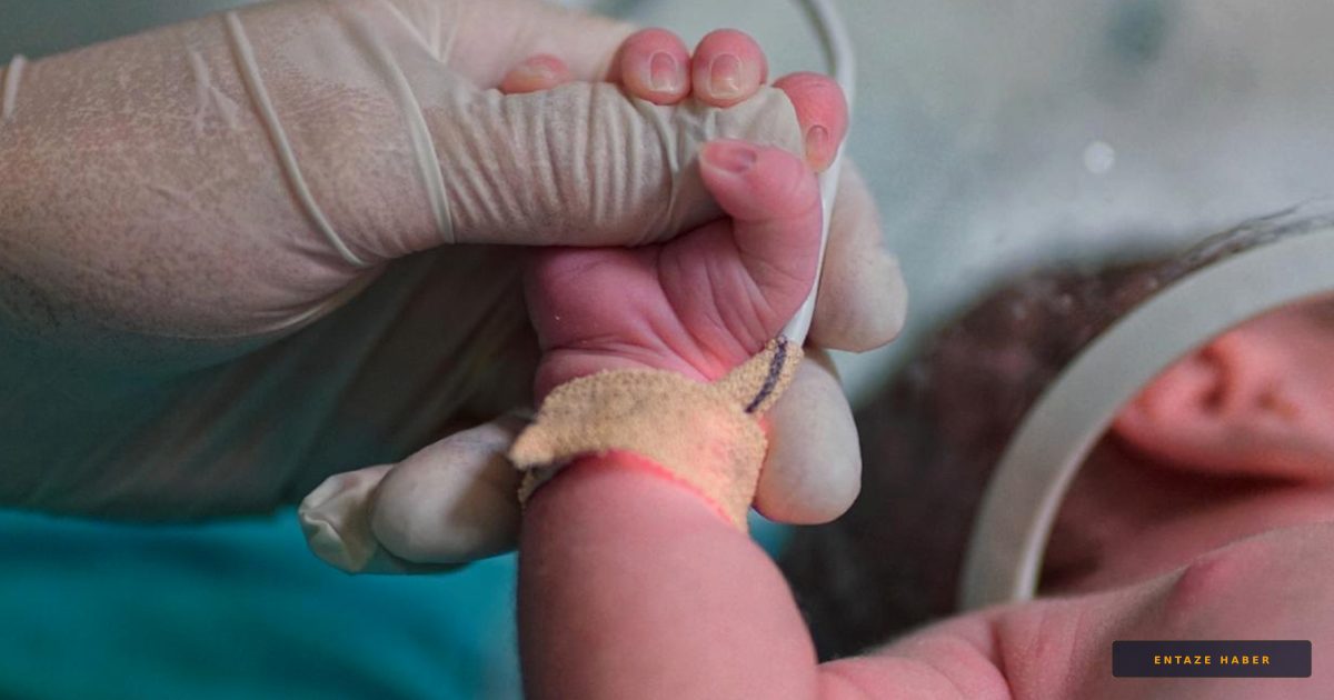 Konya'da Yürek Yakan Kaza: 20 Günlük Bebek Minibüsün Altında Can Verdi