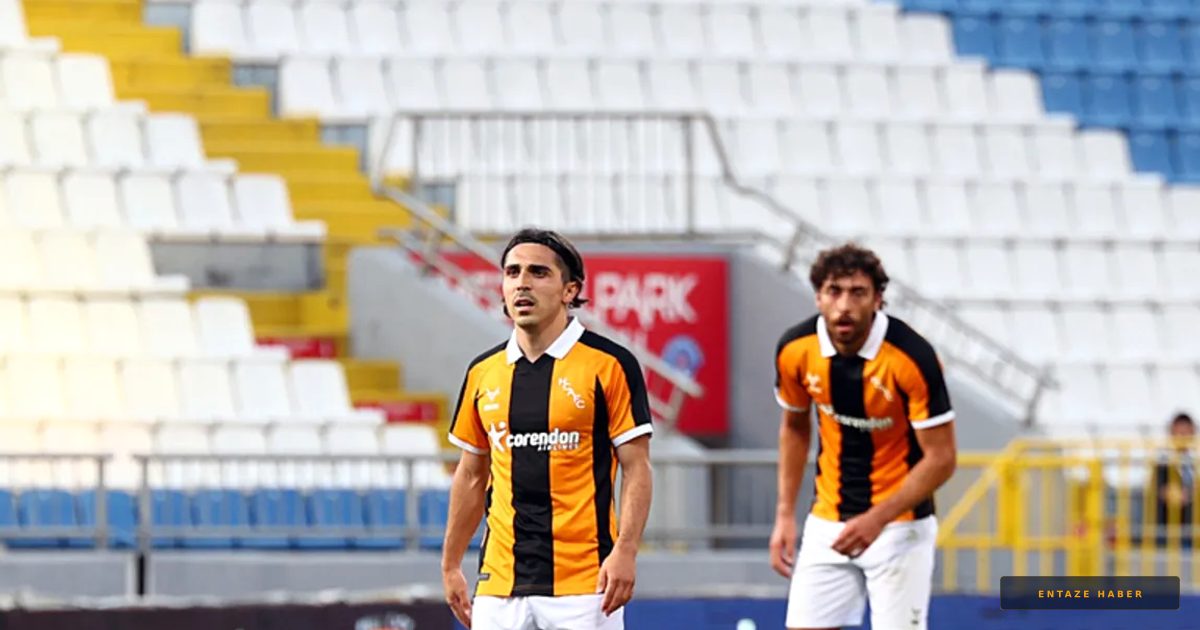 Abdülkadir Ömür'den Premier Lig İtirafı: O Büyük Fırsatı Yıllar Önce Kaçırmıştım