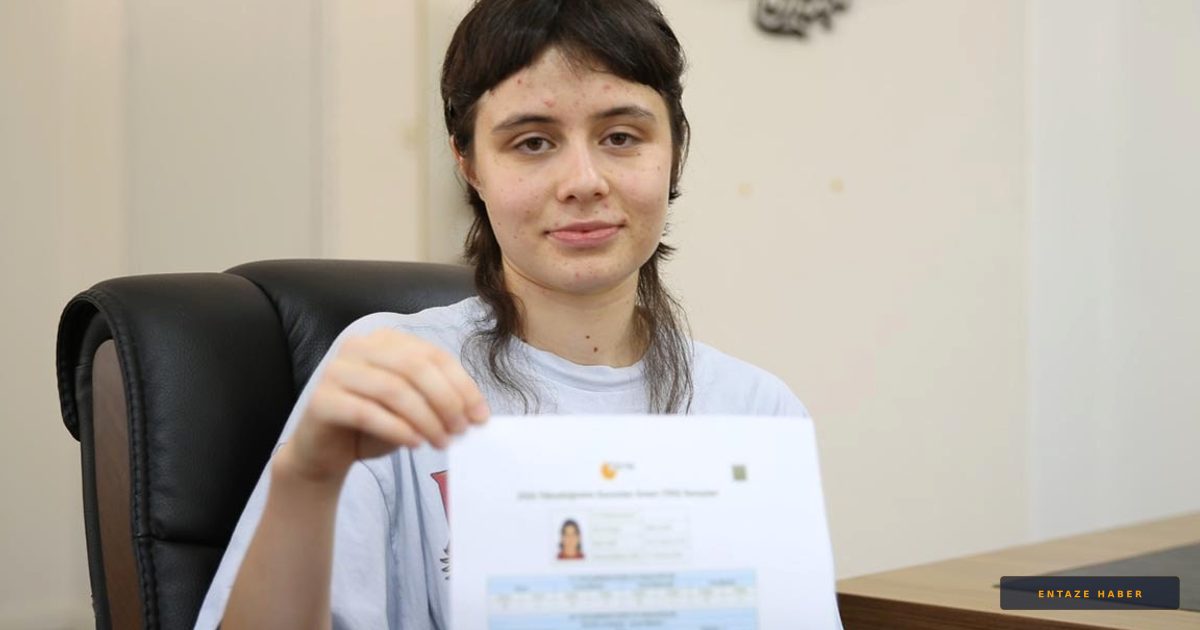 Açık Lise'den Zirveye: YKS Birincisinin Başarı Sırrı İnternette Gizli