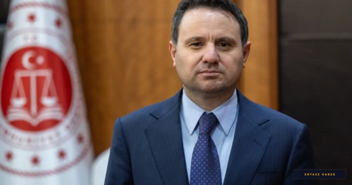 Adalet Bakanı Gürlek’ten Suç Örgütlerine Sert Uyarı: 32 Gözaltı, 3 Avukat Yakalandı!