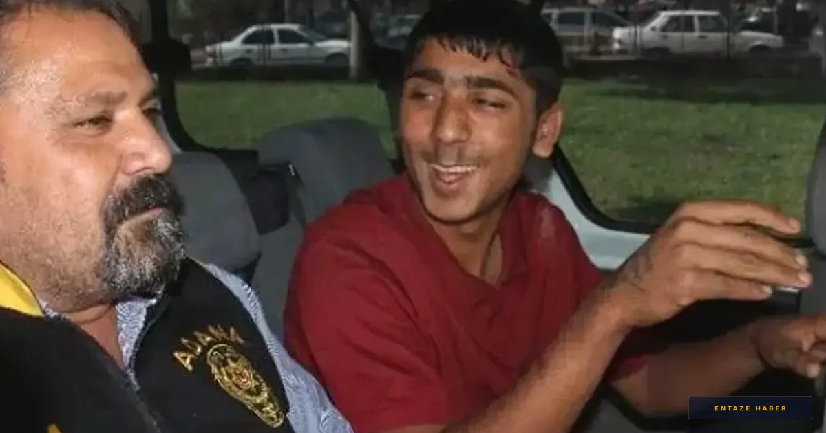 Sosyal Medya Fenomeni 'Aha Dayıya Sor' Hasan Tanrıkulu Yeniden Sahnede