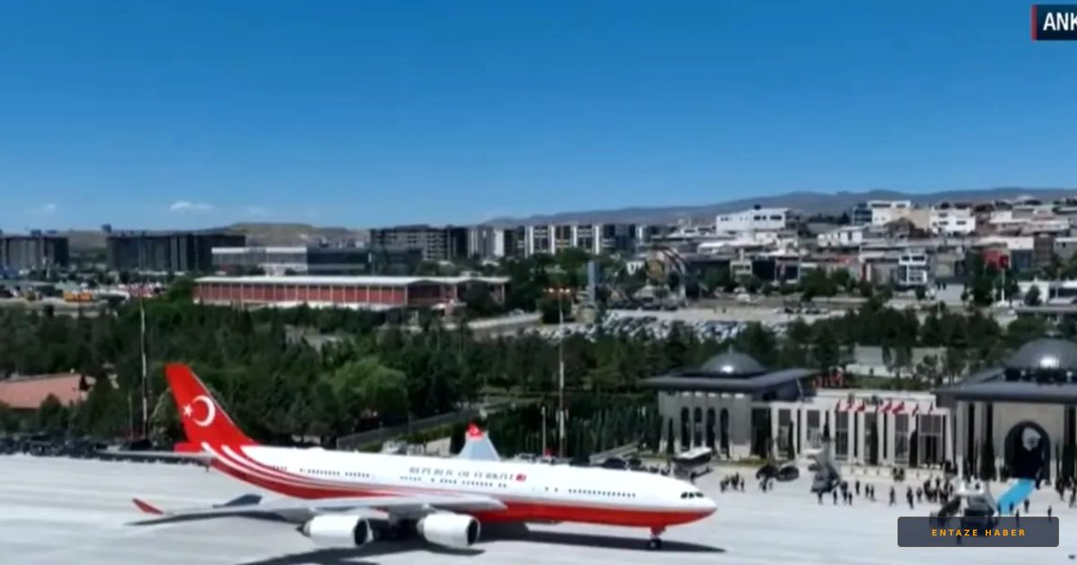 Ankara Havalimanı Yenilenen Yüzüyle Kapılarını Açtı: Başkan Erdoğan İniş Yaptı