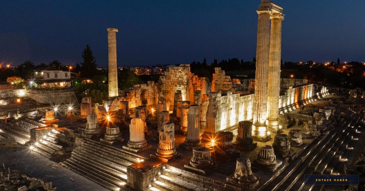 Apollon Tapınağı'nda Gece Büyüsü: Tarih Yıldızların Altında Canlanıyor