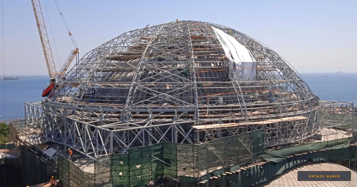 Ayasofya'da Tarihi Restorasyon: Kubbe Koruma Altına Alınıyor