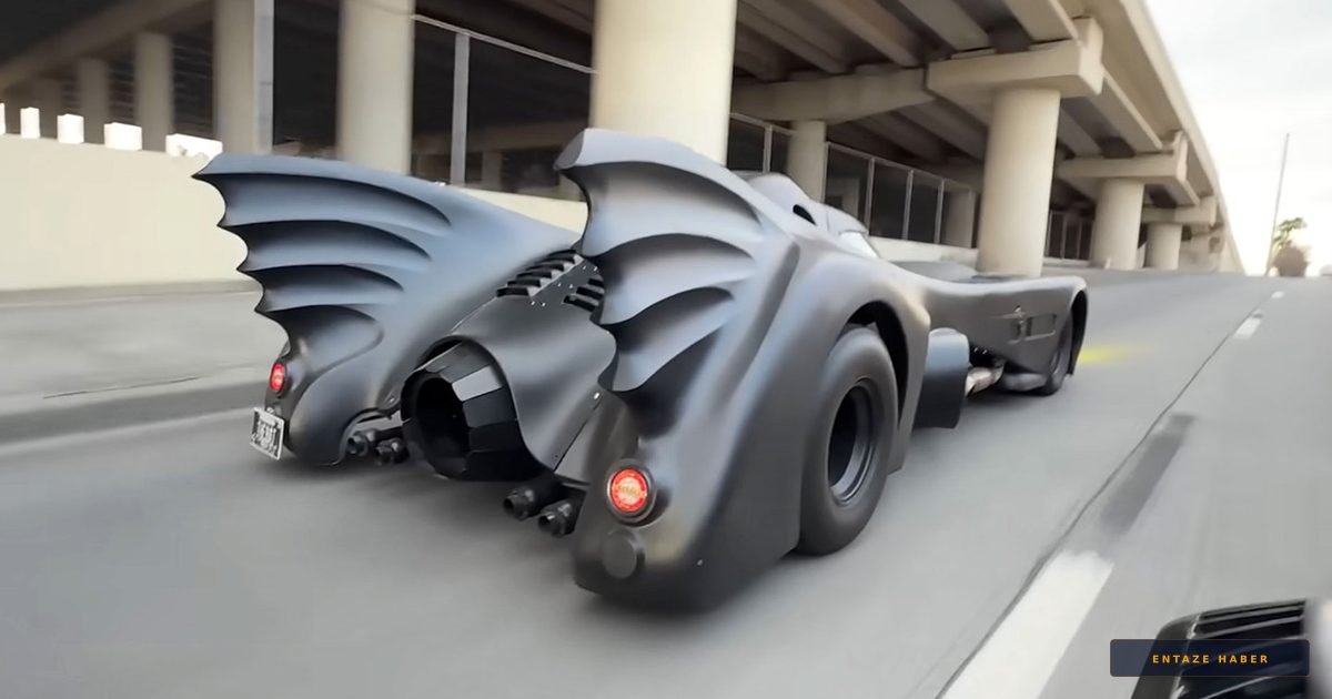 Gerçek Hayatın Batman’i: 1000 Beygirlik Efsanevi Batmobile Yollara İndi