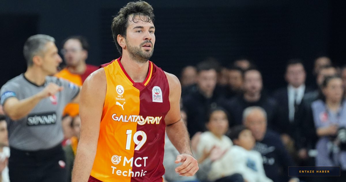 Galatasaray'da Buğrahan Tuncer Dönemi Devam Ediyor: Yeni Sözleşme Resmen İmzalandı