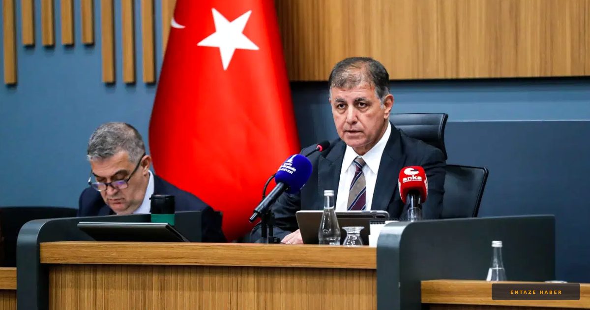 İzmir'e Uluslararası Onur: Cemil Tugay Küresel Kentler Yönetiminde Zirveye Taşındı