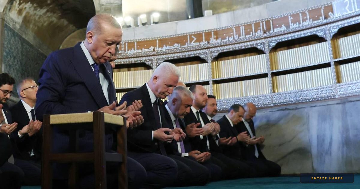 Cumhurbaşkanı Erdoğan'dan Ayasofya'nın 6. Yıl Dönümüne Özel Mesaj: 'Ebediyete Kadar Ezan Sesleriyle Sürecek'