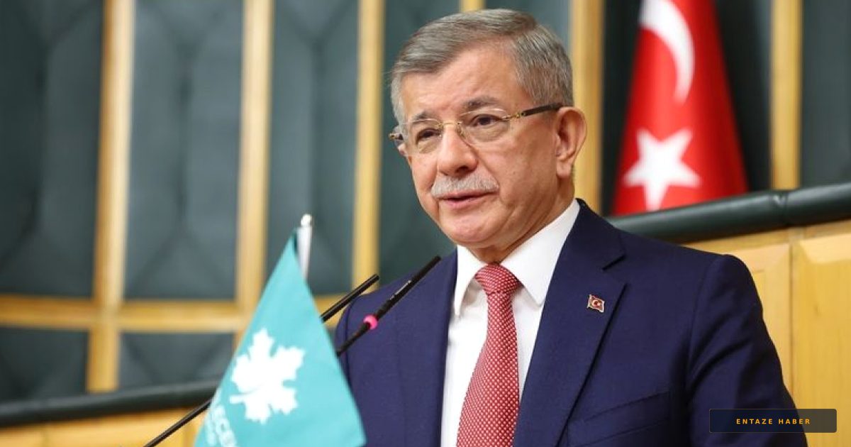 Davutoğlu'ndan Siyaset Arenasındaki Hareketliliğe Yanıt: Yeni Oluşumlara Kapı Açık