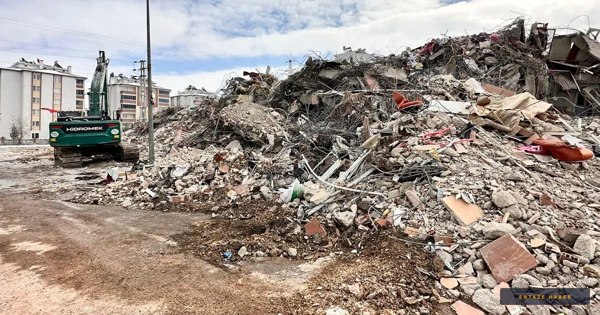 Sağlam Evler Sitesi Davasında Tartışmalı Karar: 4 Sanığa Hapis, 2 Sanığa Beraat