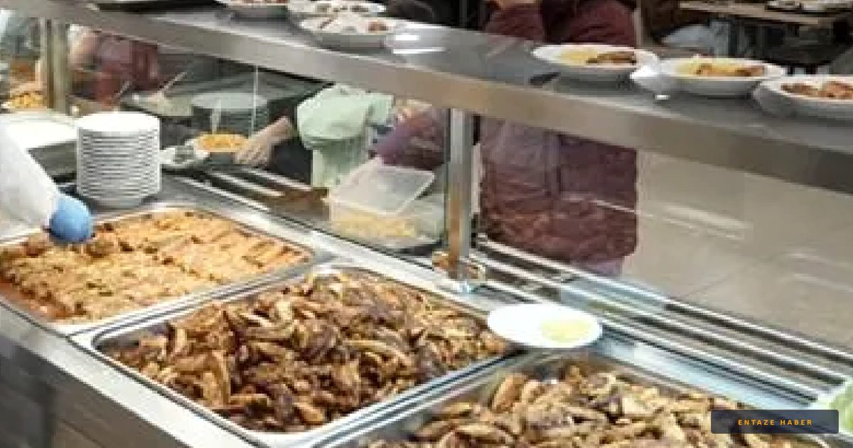 Devlet Üniversitesinin Yemekhanesinde Skandal: Adana Kebap Yerine Kanatlı Eti Çıktı!