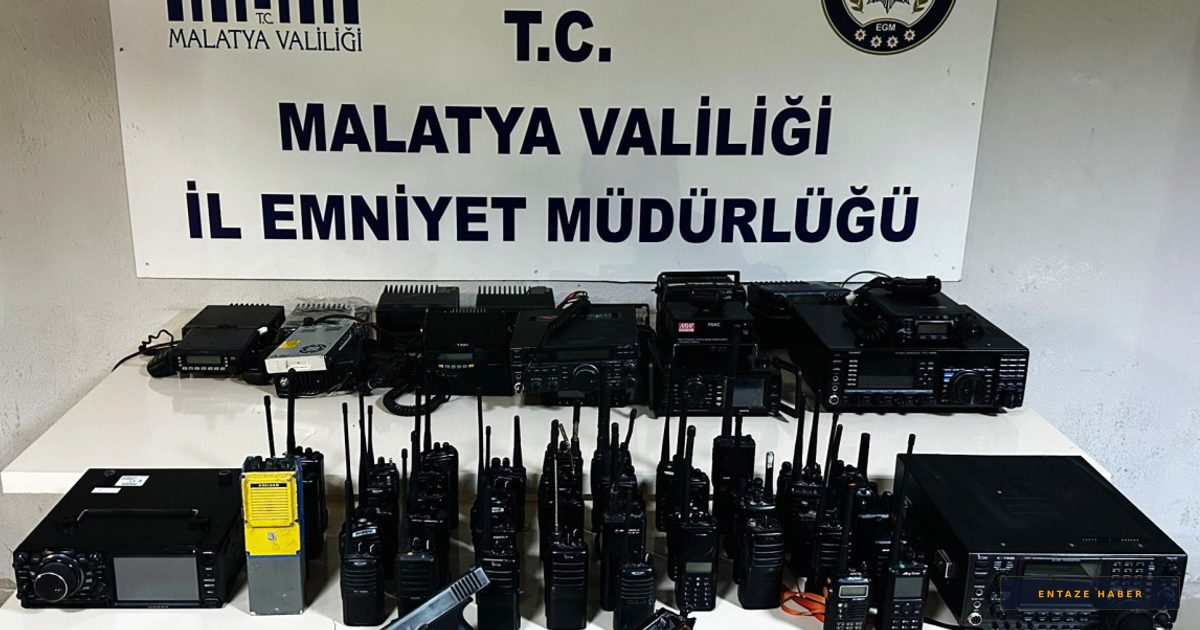 Malatya'da Emniyet Frekanslarını Dinleyen Şebekeye Büyük Baskın: Telsiz ve Silah Cephaneliği Çıktı!
