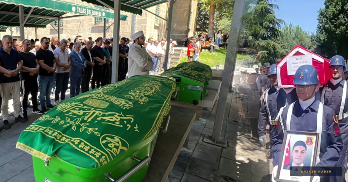 Afyon'daki Feci Kazada Yürek Yakan Veda: Uzman Çavuş, Eşi ve Bebeği Toprağa Verildi