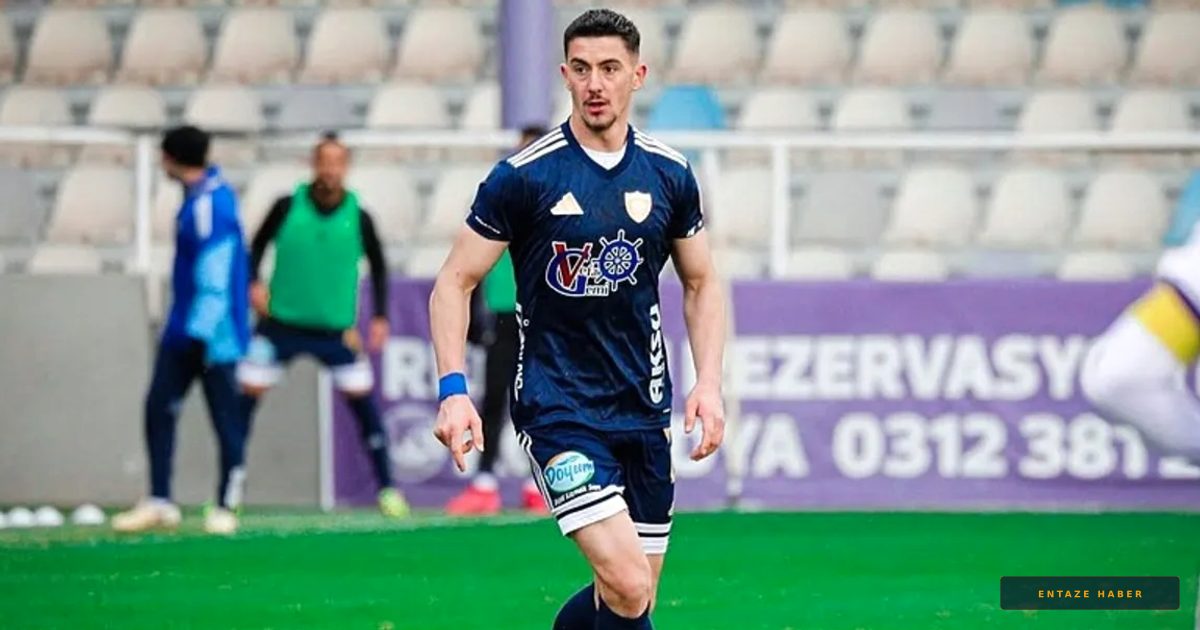 Erzurumspor FK'da İstikrar Hamlesi: İki Yıldızla Nikah Tazelendi