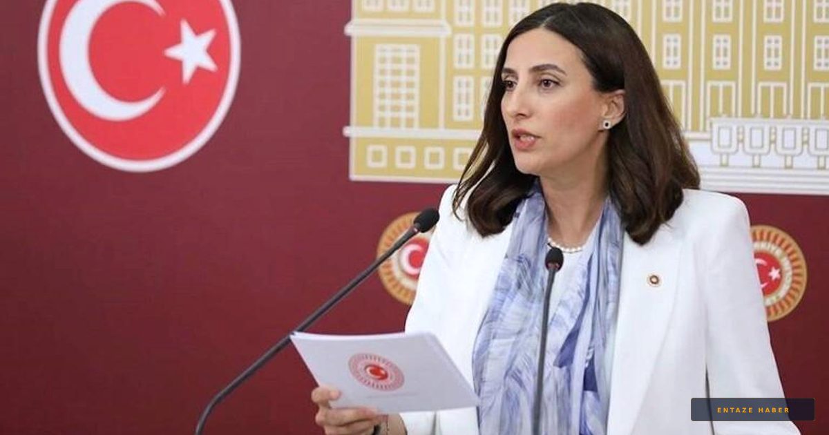 Meclis’te Tarihi Nikah: Evrim Rızvanoğlu ve Murat Emir Evlendi