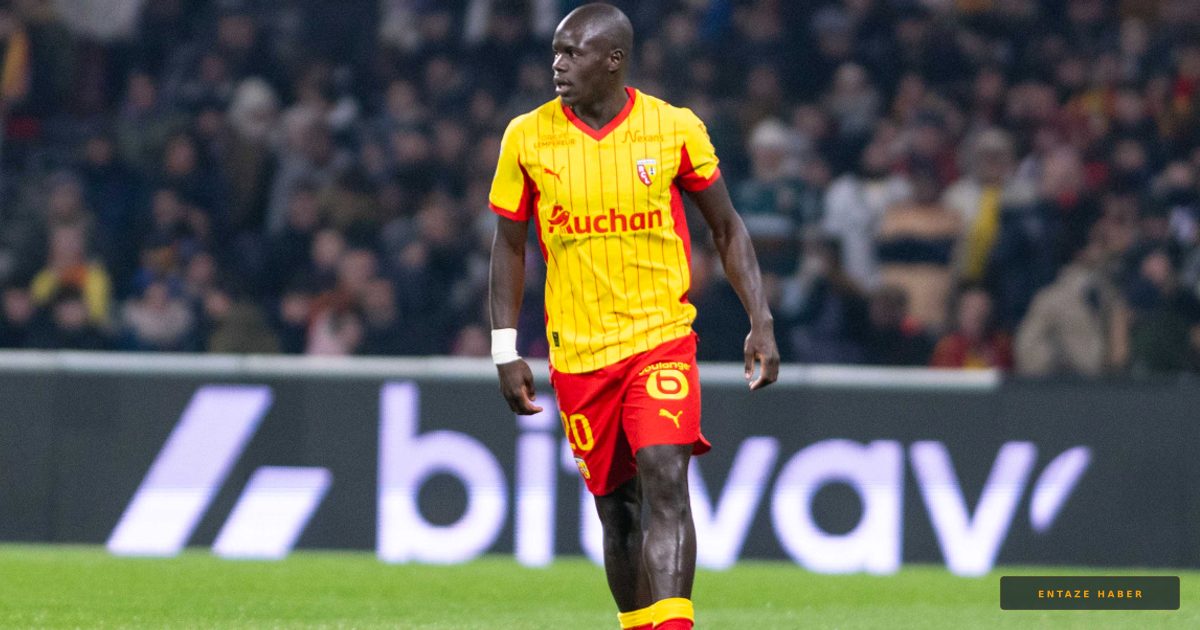 Lens'te Malang Sarr Dönemi Sona Erdi: Fenerbahçe İddiaları Güçleniyor!