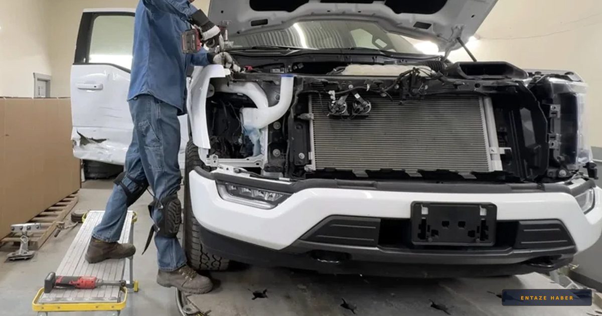 Ford CEO'sunun 'Tamir Hakkı' Çıkışı: Garajda Tamir Devri Kapanıyor mu?