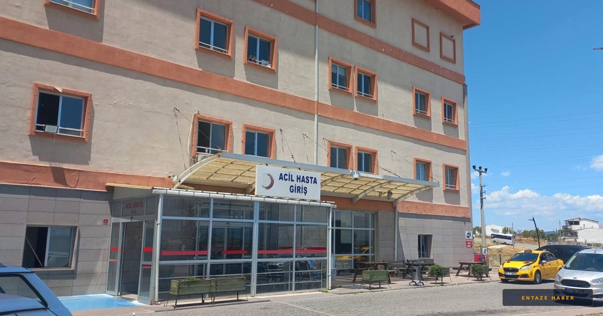 Ezine Devlet Hastanesi'nde Kan Donduran Olay: Poşet İçinde Bebek Cansız Bedeni Bulundu