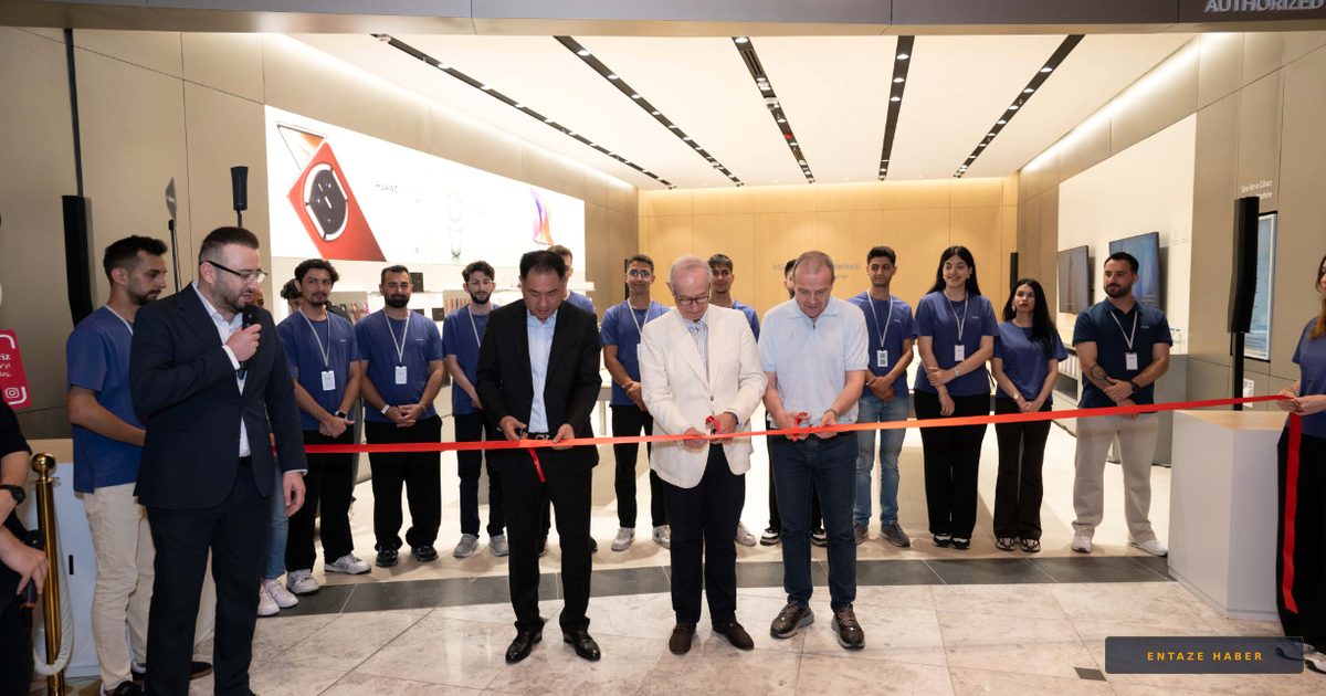 Huawei Türkiye'de Vites Yükseltti: Marmara Forum'da Dev Deneyim Merkezi Açıldı