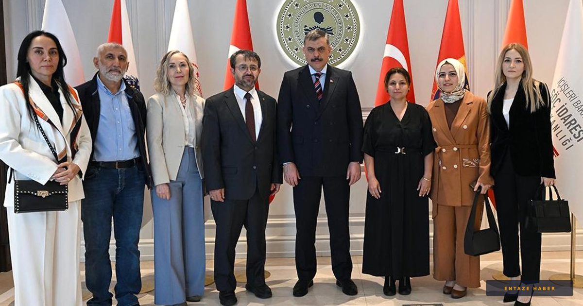 Bakan Çiftçi'den Sokak Hayvanları İçin Kritik Zirve: GÜSODER ile Masaya Oturdu