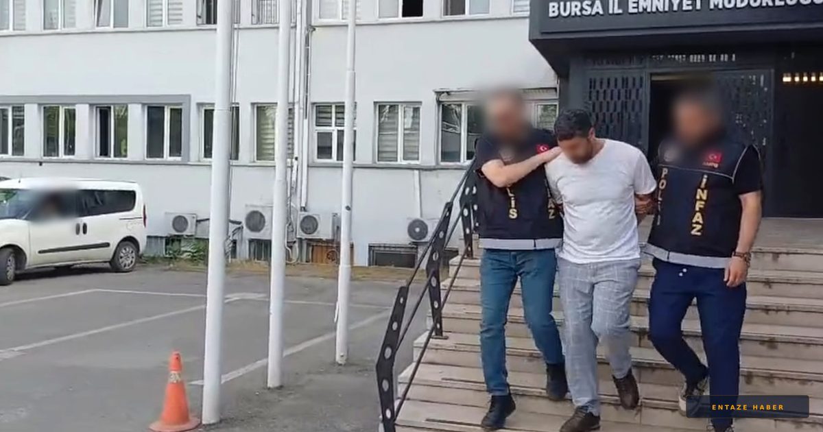 Interpol'ün 13 Yıllık Firarisi Bursa'da Yakayı Ele Verdi