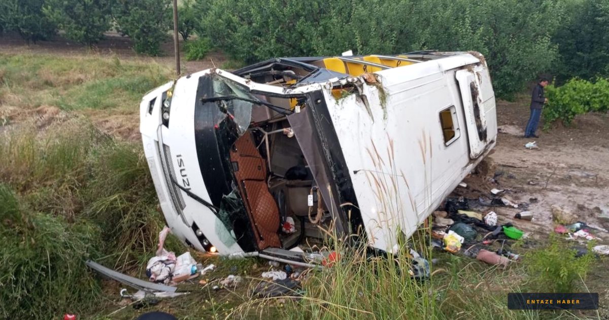 Isparta'da Feci Kaza: Tur Otobüsü Devrildi, 4 Can Kaybı