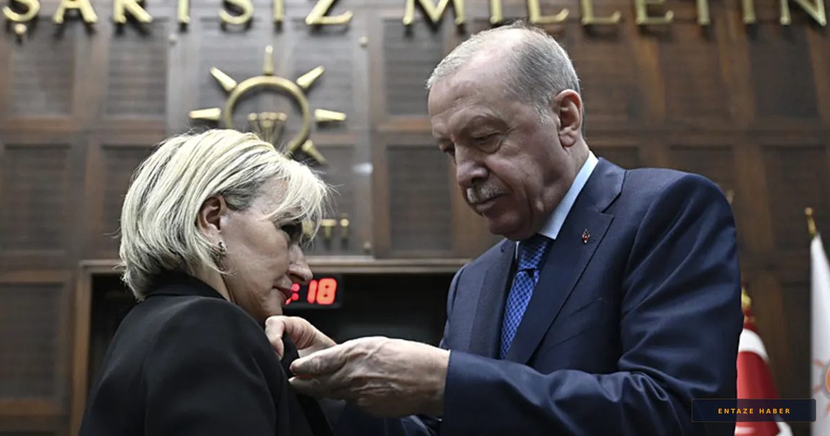Sürpriz Transfer: İstanbul Milletvekili Nimet Özdemir AK Parti Saflarına Katıldı