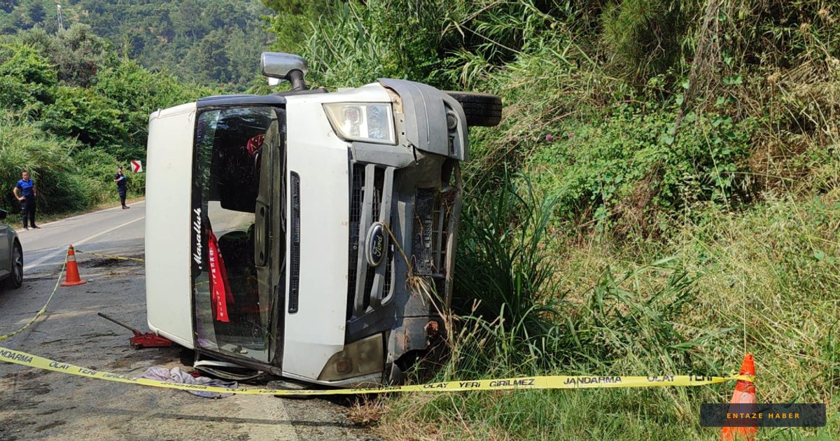 İzmir'de Tarım İşçilerini Taşıyan Minibüs Faciası: 1 Ölü, 11 Yaralı