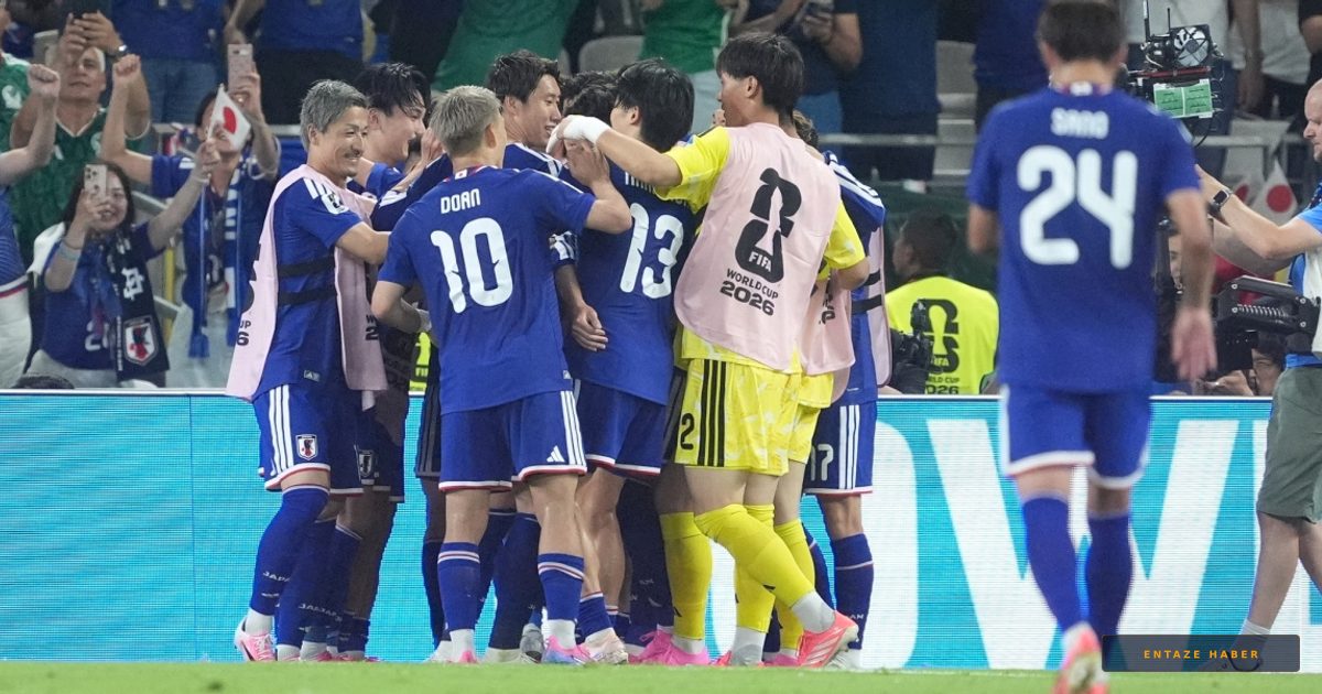 Japonya'dan Tunus'a Futbol Dersi: 4-0'lık Farkla Turnuvada İpler Elinde!