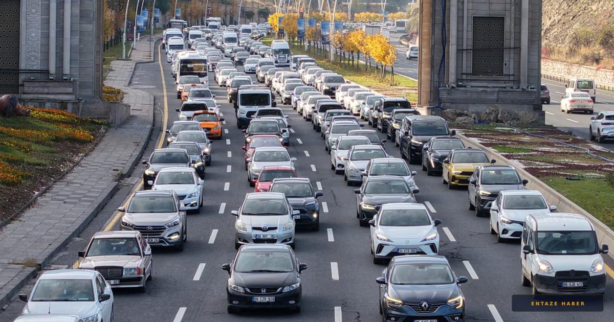 Türkiye Yollarında Gri ve Beyaz Hükümdarlığı: İşte En Çok Tercih Edilen Otomobiller