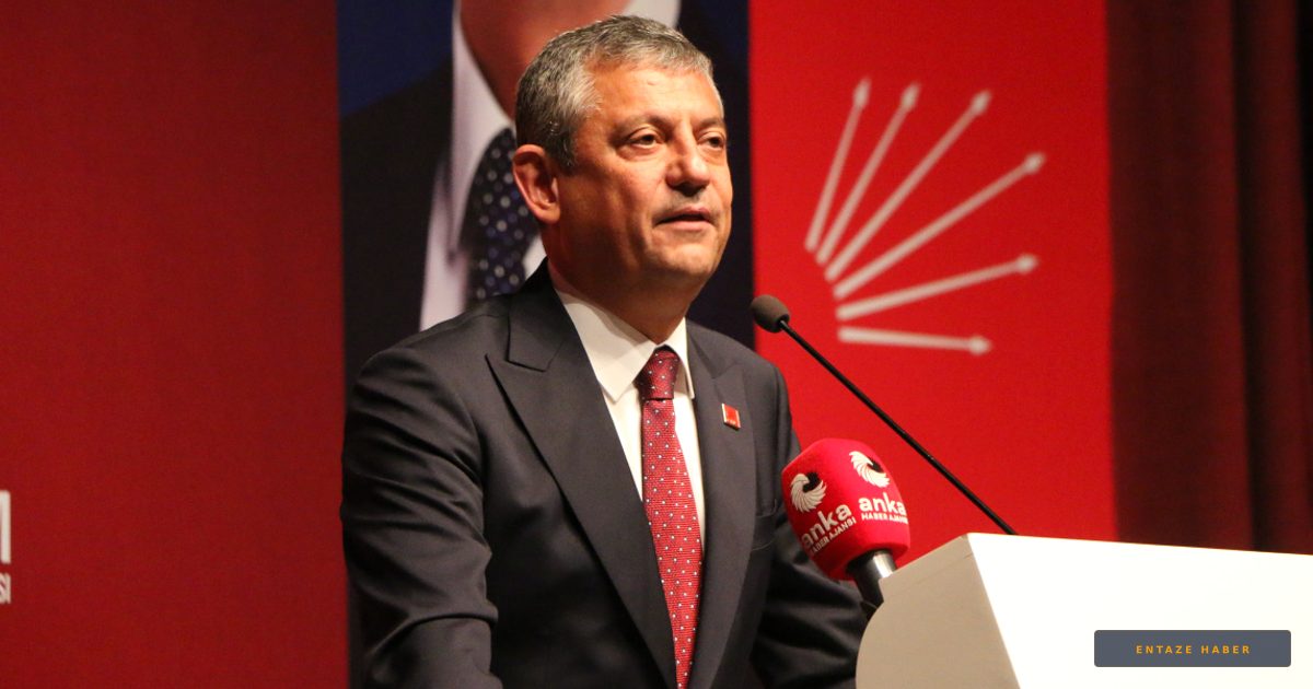 Özgür Özel'den Eskişehir'de Sert Çıkış: 'Partimizi Geri Almak İçin Mücadelemiz Sürecek'