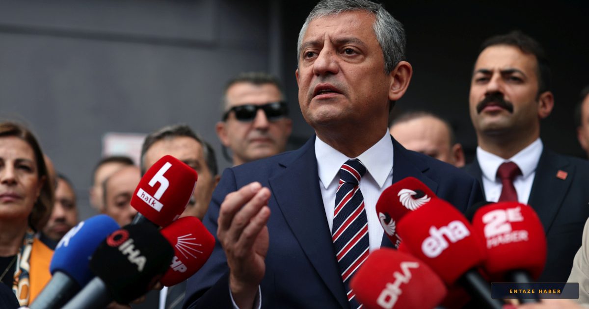 Özgür Özel'den Siyasi Deprem: Yeni Parti İçin İsim ve Logo Hazırlığı Başladı!