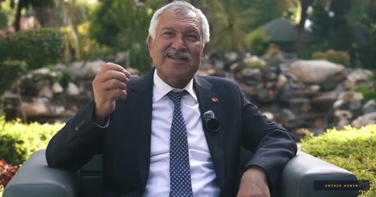 Özgür Özel Yeni Partisini İlan Etti: CHP'de İstifa Dalgası ve e-Devlet Krizi