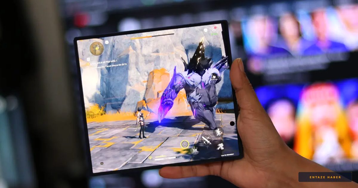 Samsung'un Devrim Niteliğindeki Flex Titanium Ekranı Katlanabilir Telefonlarda Çığır Açıyor
