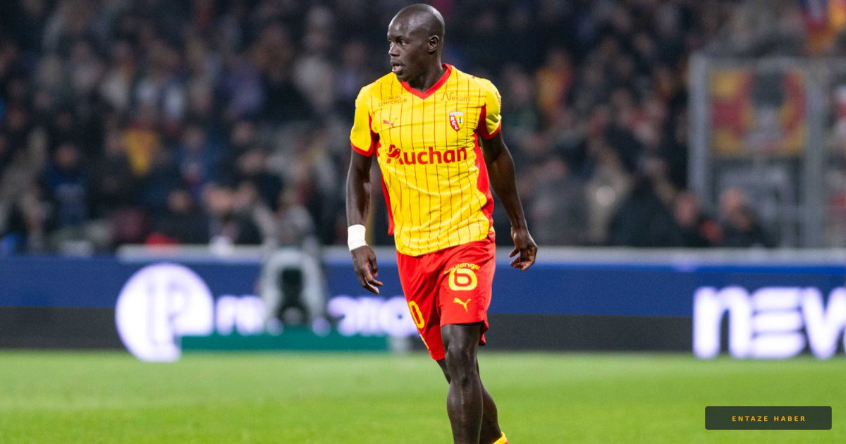 Fenerbahçe'de Savunmaya Fransız Dokunuşu: Malang Sarr İmzaya Çok Yakın