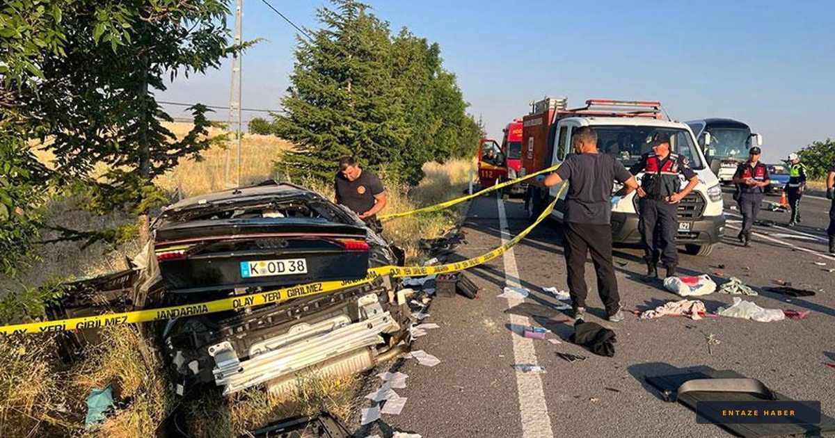 Sıla Yolunda Büyük Acı: Almanya'dan Kayseri'ye Giden Aileden 3 Kişi Hayatını Kaybetti