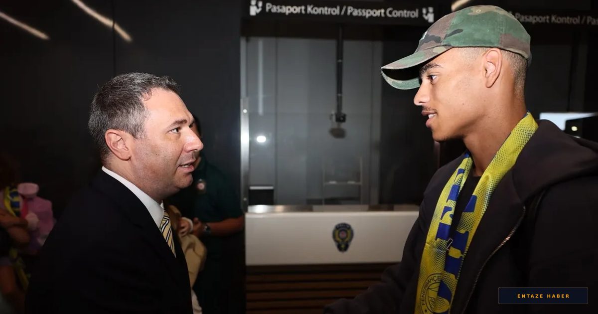 Fenerbahçe'de Mason Greenwood Heyecanı: Yıldız Oyuncu İstanbul'a İndi!