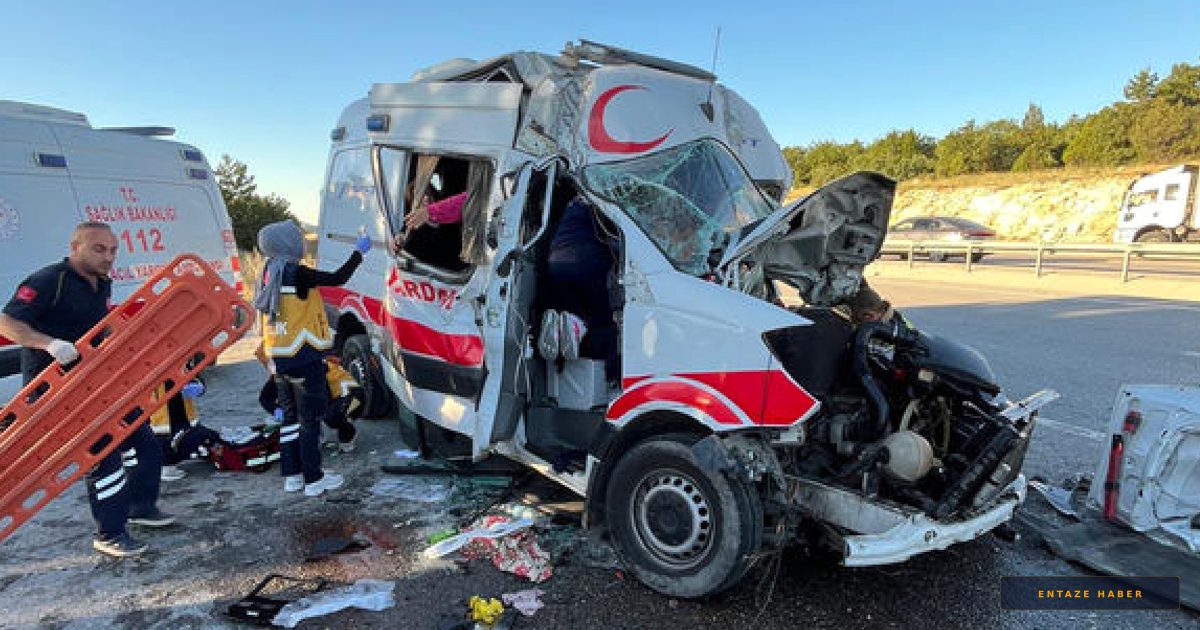 Kütahya'da Feci Kaza: Ambulans TIR'a Çarptı, Hasta Hayatını Kaybetti