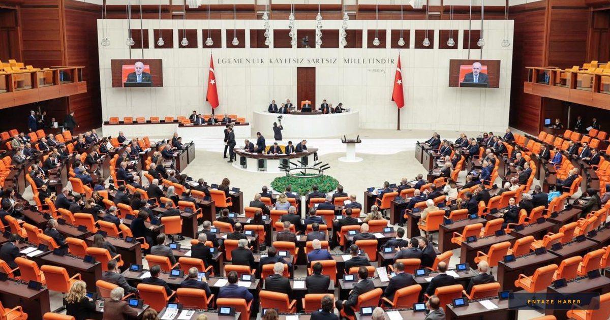 Mehmetçik Somali ve Aden Körfezi'nde Görevine Devam Edecek: 2 Yıllık Uzatma Onaylandı