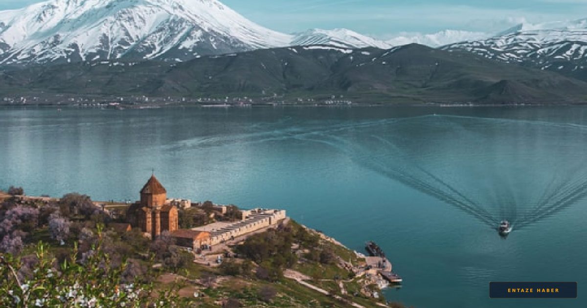 Van Gölü'nde Hasret Bitti: İnci Kefali İçin 'Vira Bismillah' Vakti