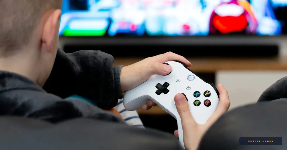 Xbox Oyun Fiyatlarını Kırmak İçin Reklam Modelini Devreye Alıyor