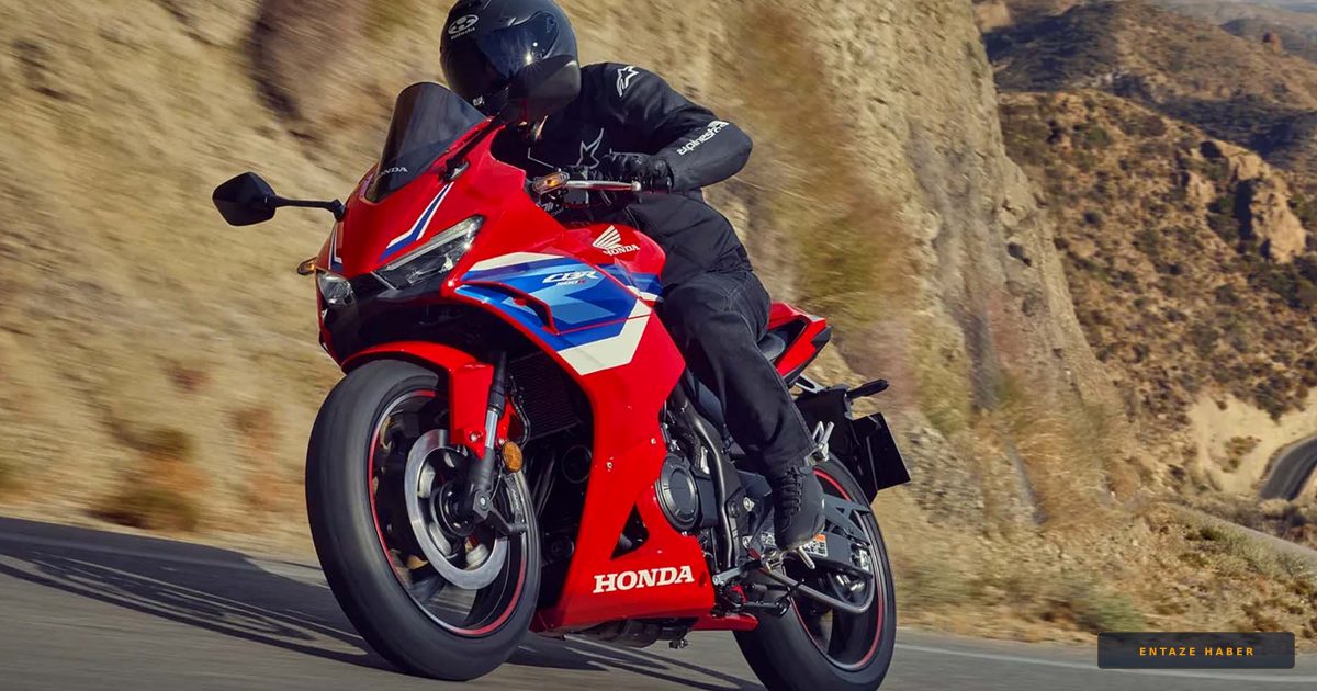 Honda CBR500R Türkiye Yollarında: E-Clutch Teknolojisiyle Devrim Başlıyor